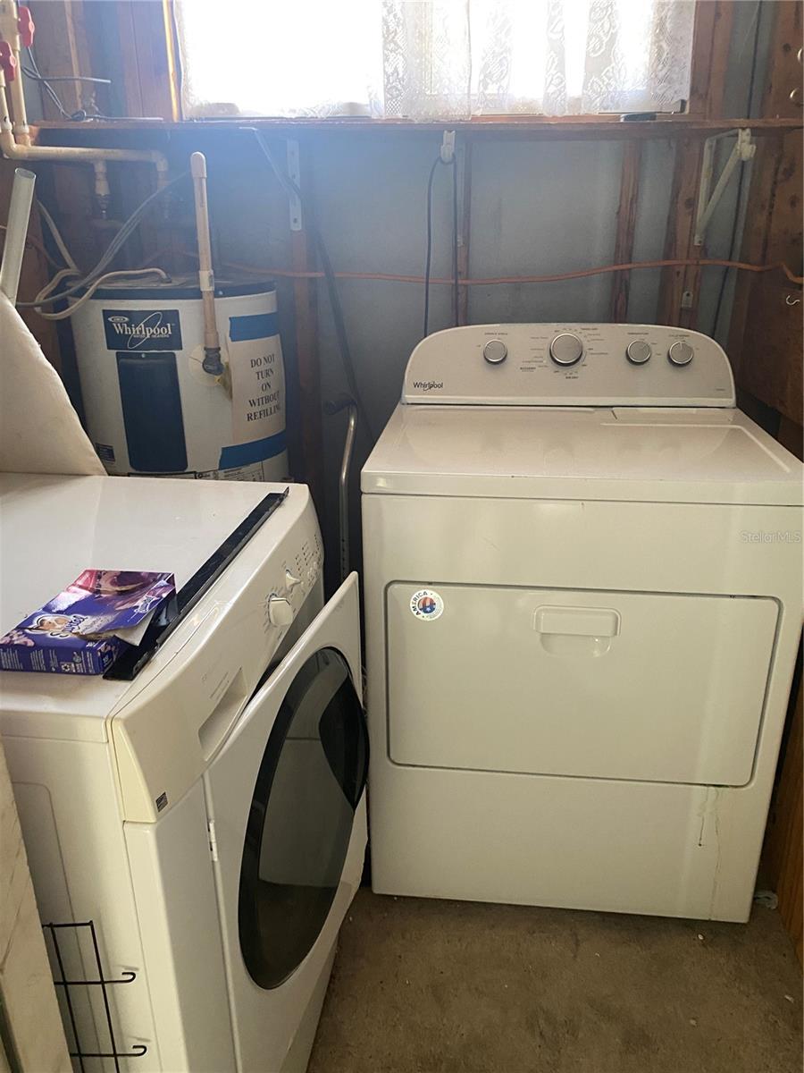 OAK RUN - Residential Lease