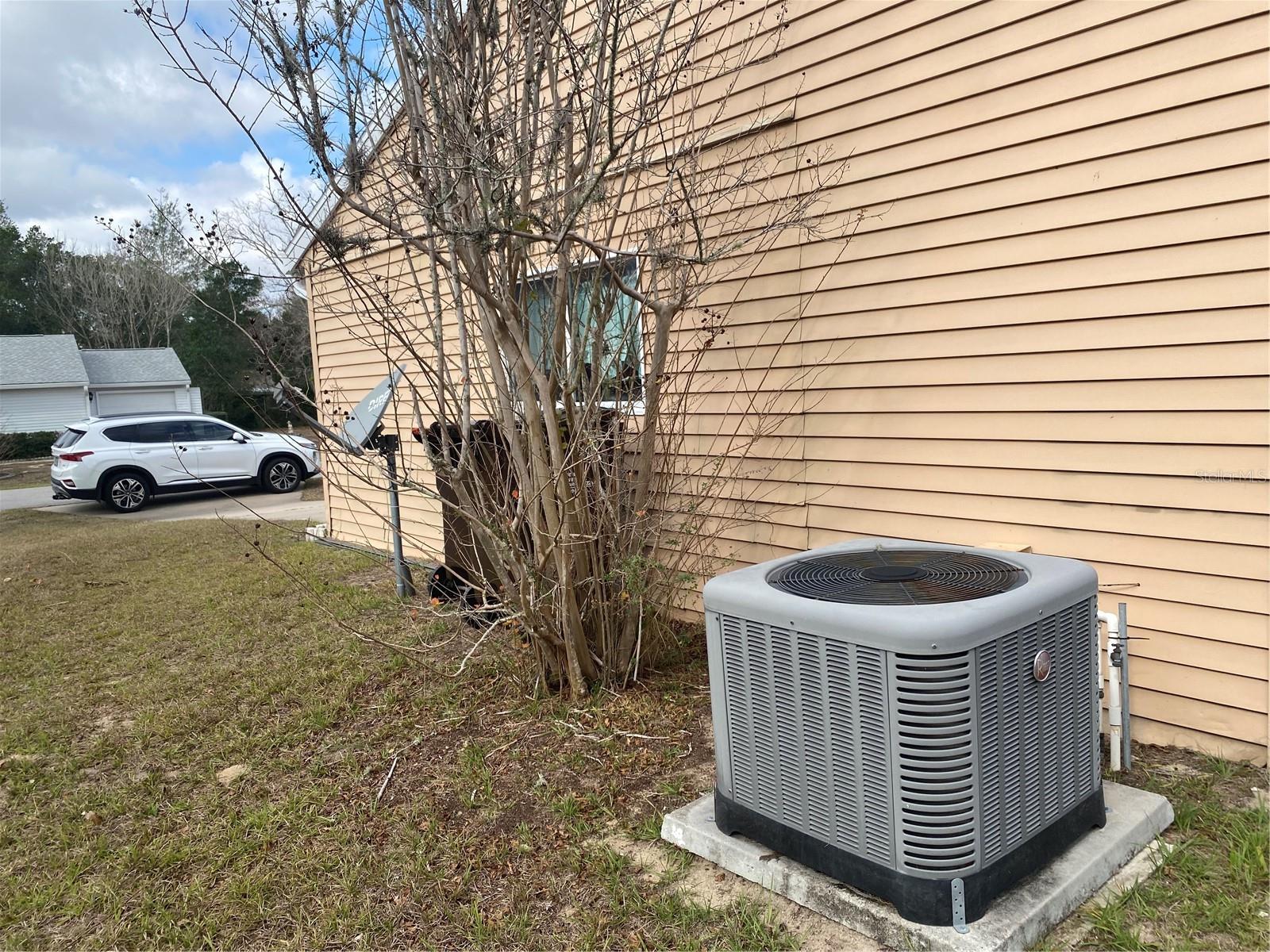 OAK RUN - Residential Lease