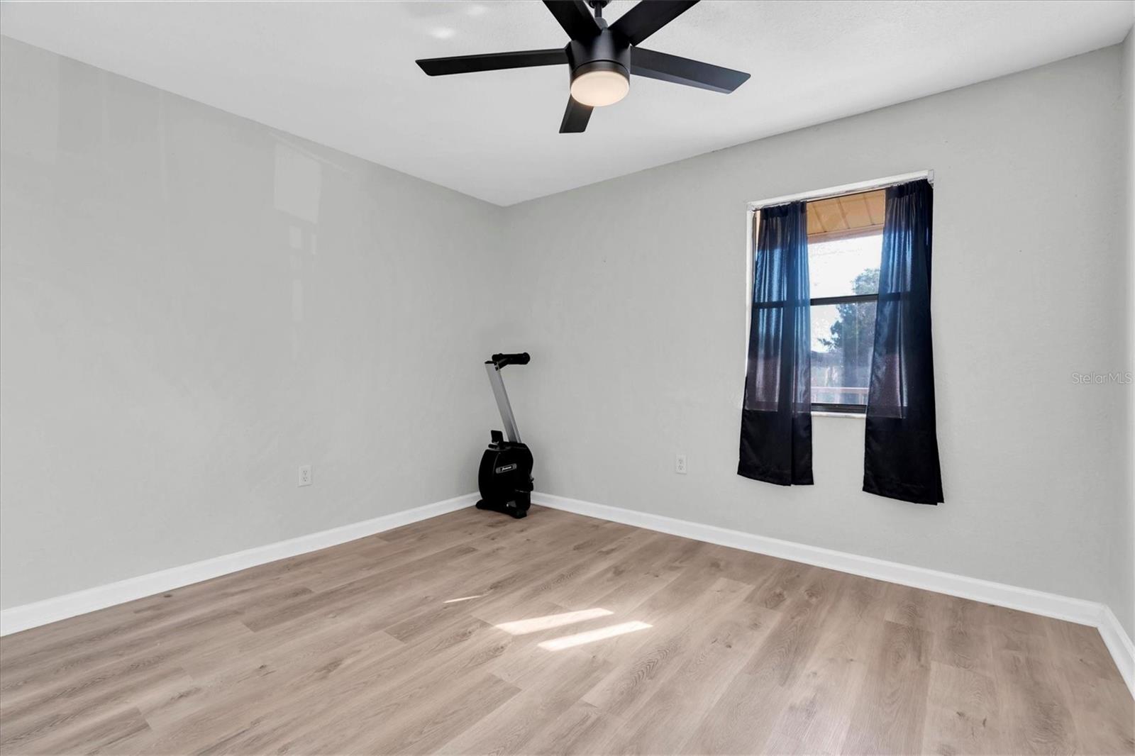 BELLA VISTA ON LAKE SEMINOLE - Residential