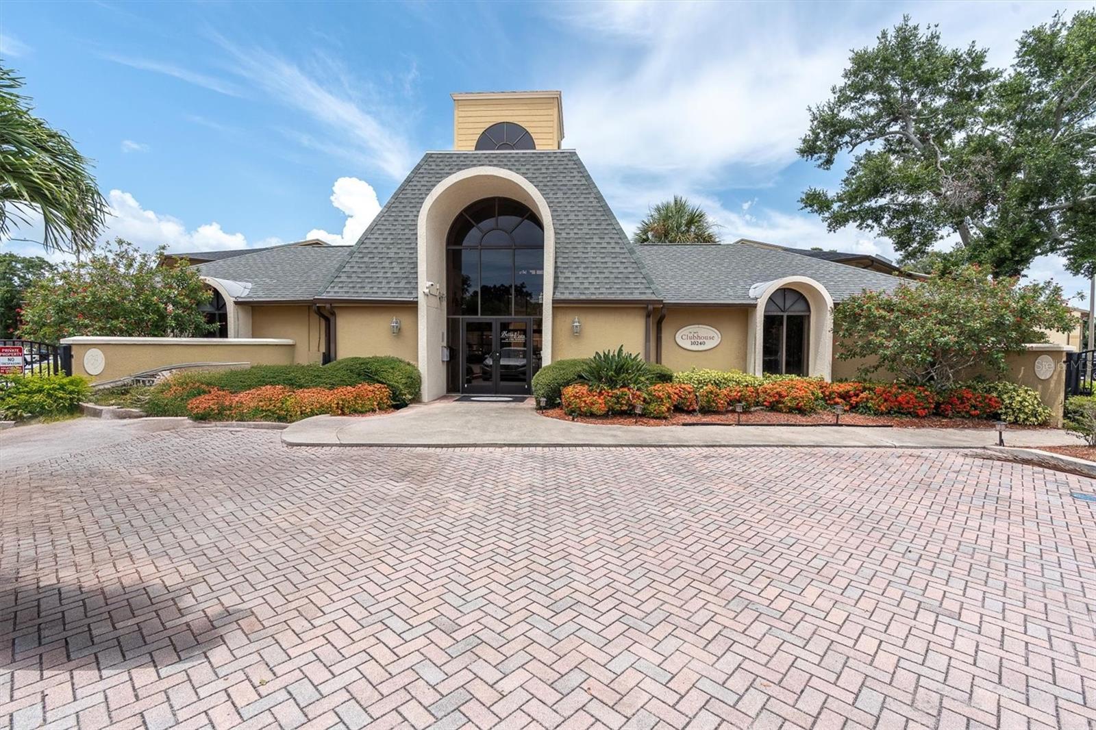 BELLA VISTA ON LAKE SEMINOLE - Residential