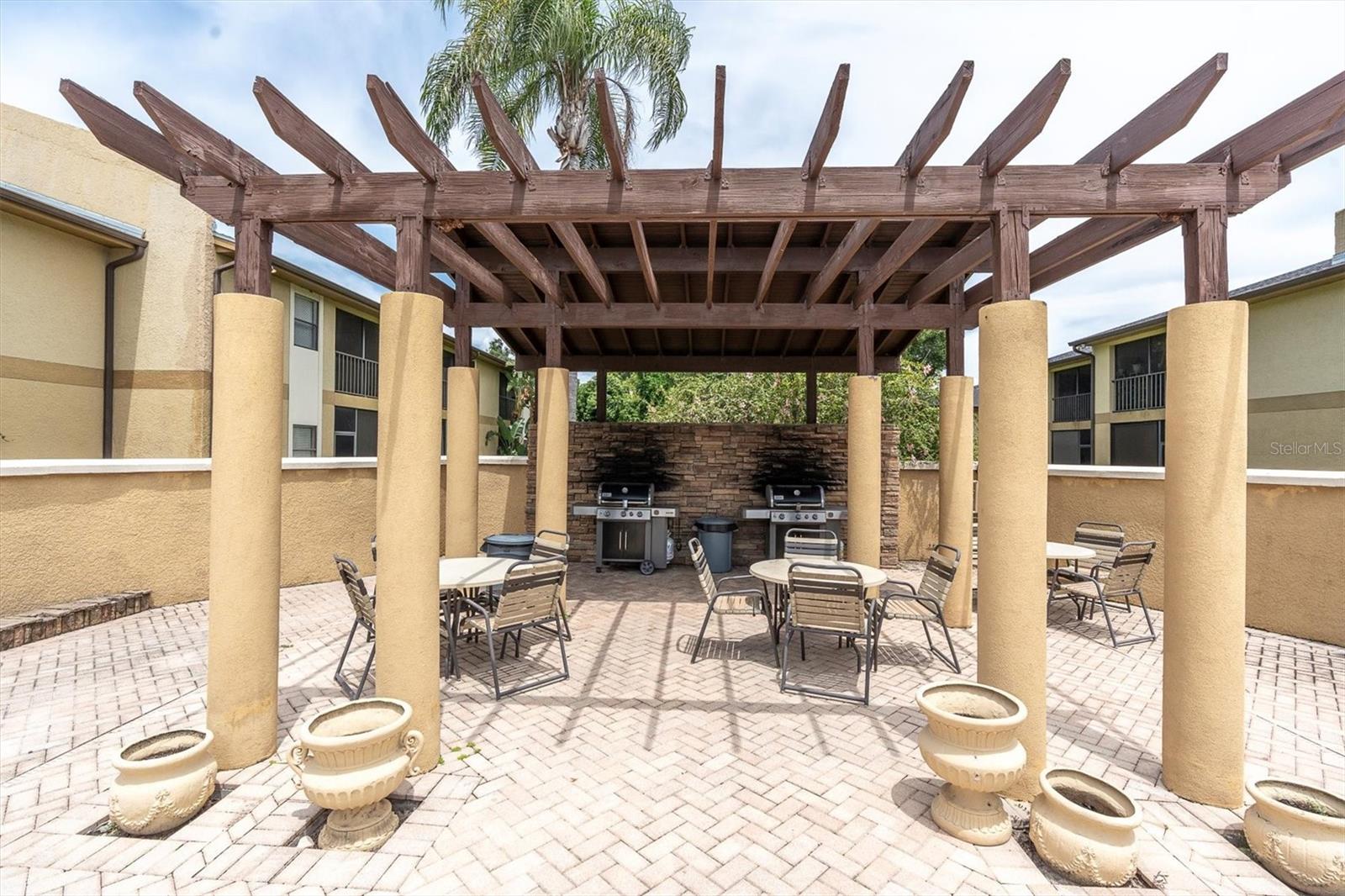 BELLA VISTA ON LAKE SEMINOLE - Residential