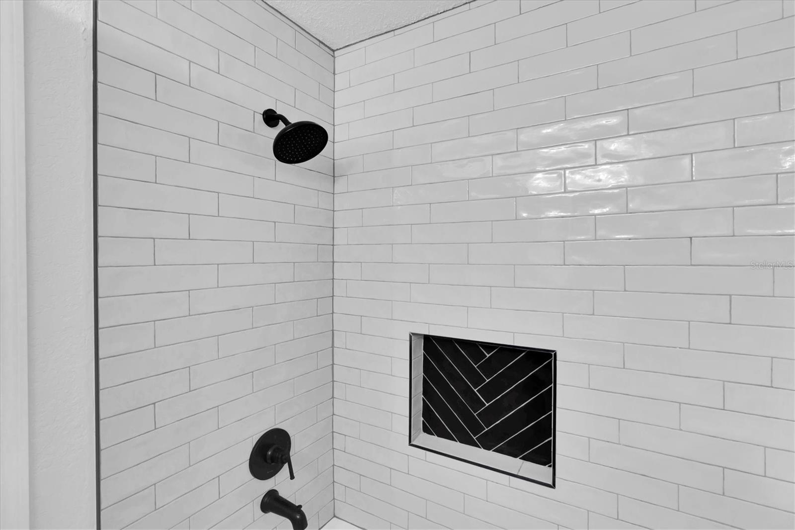 BELLA VISTA ON LAKE SEMINOLE - Residential