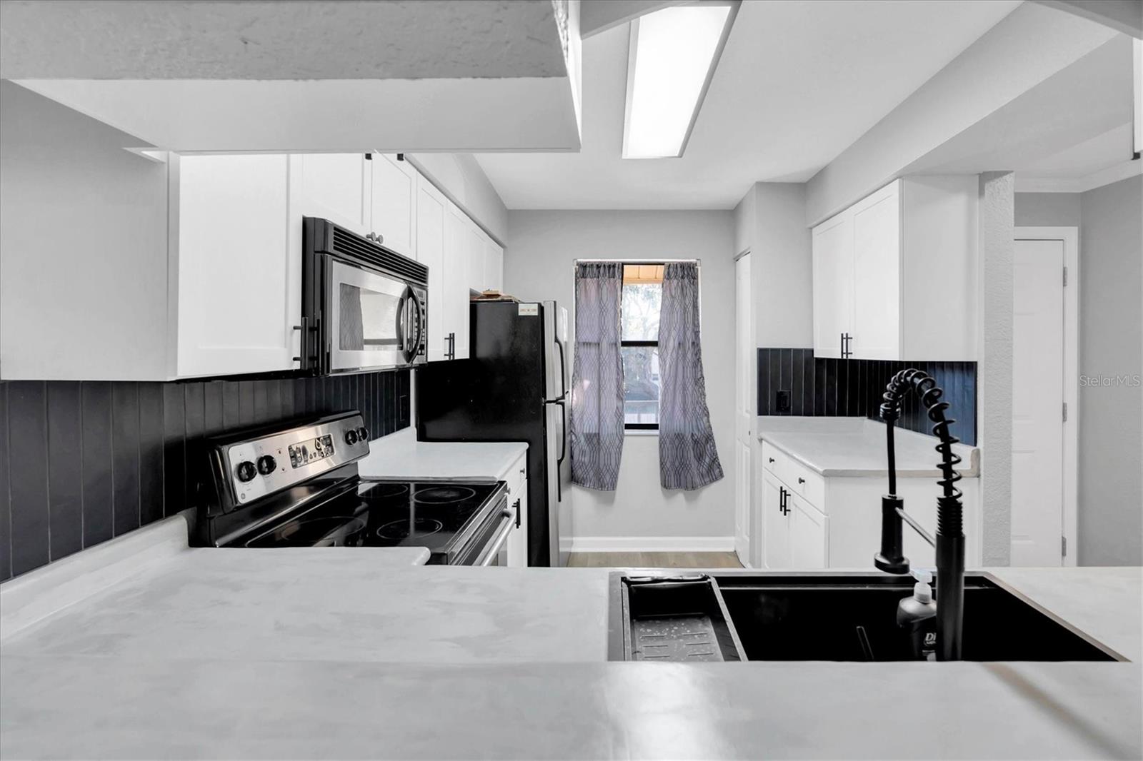 BELLA VISTA ON LAKE SEMINOLE - Residential