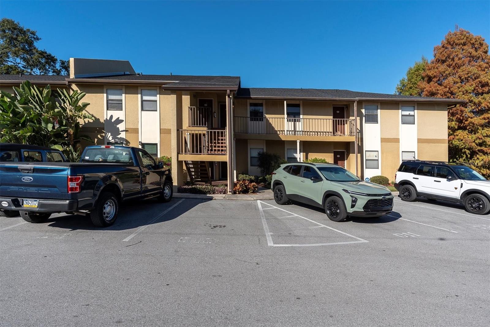 BELLA VISTA ON LAKE SEMINOLE - Residential