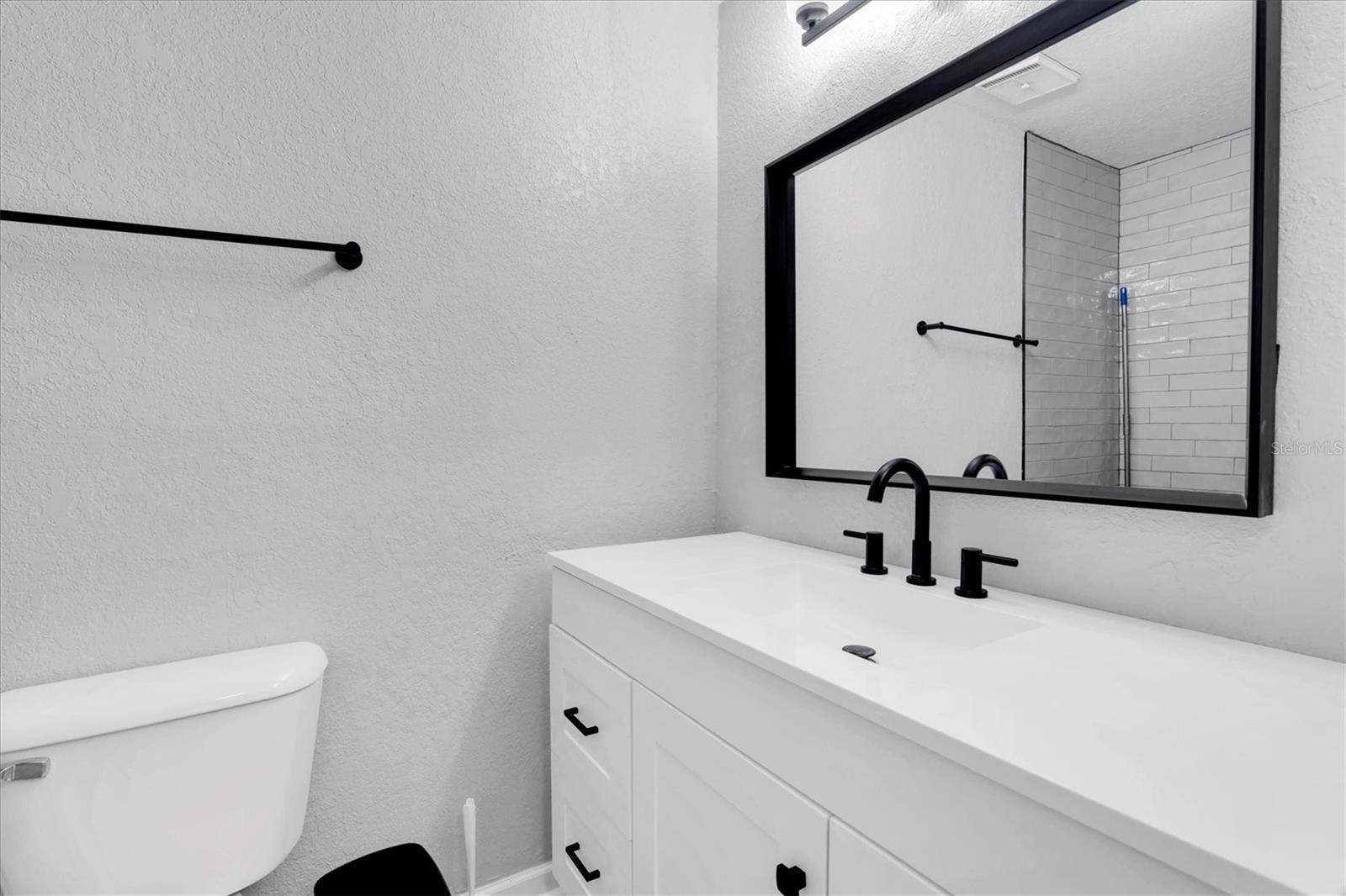 BELLA VISTA ON LAKE SEMINOLE - Residential