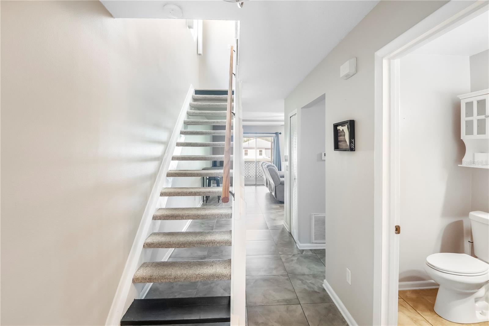 WATERS EDGE UNIT 01 A REP - Residential