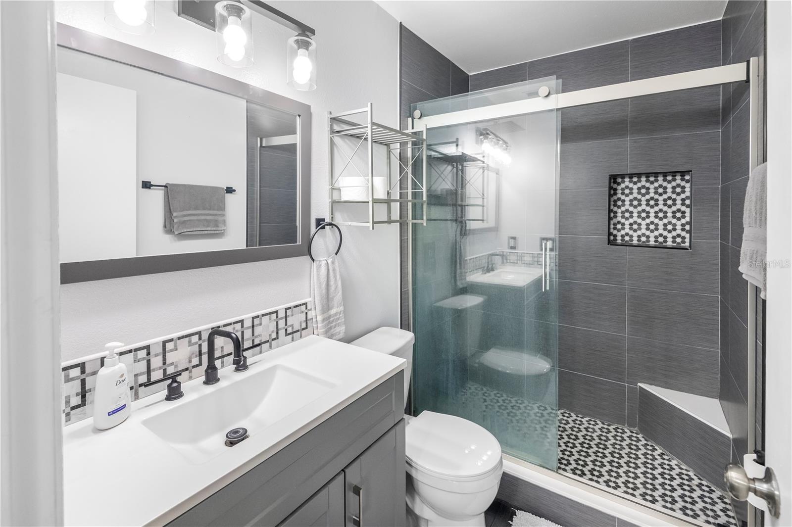 WATERS EDGE UNIT 01 A REP - Residential