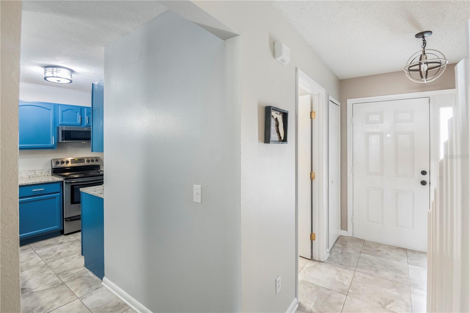 WATERS EDGE UNIT 01 A REP - Residential