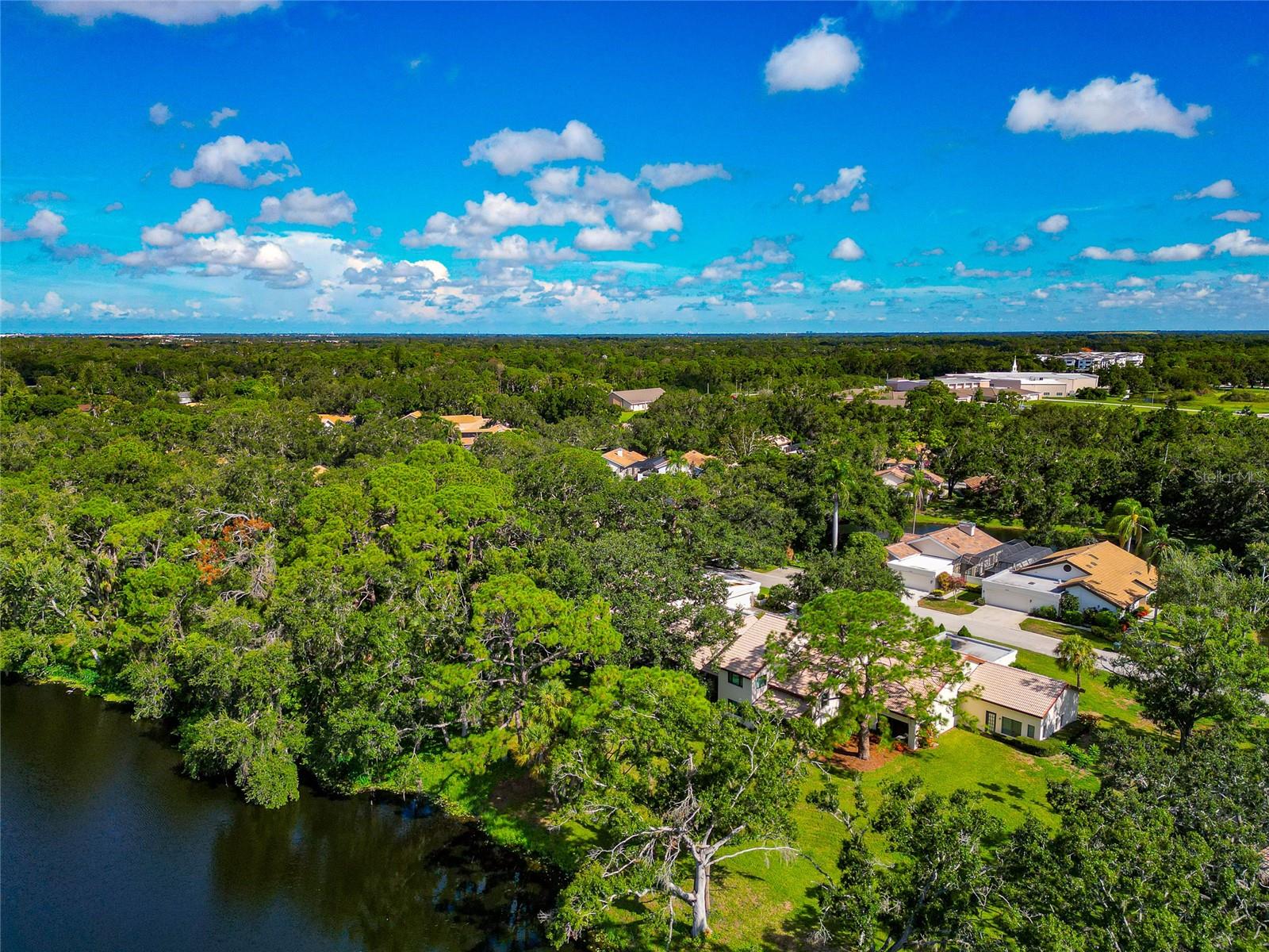 LONGWOOD VILLAS - Residential