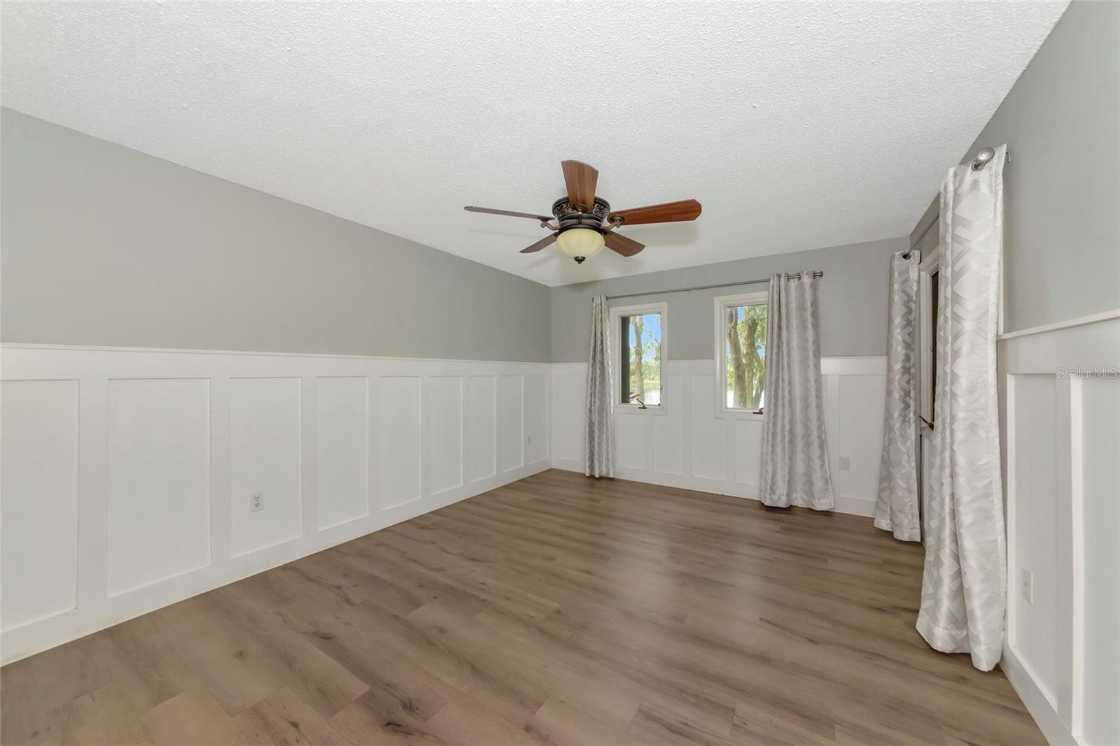 LONGWOOD VILLAS - Residential