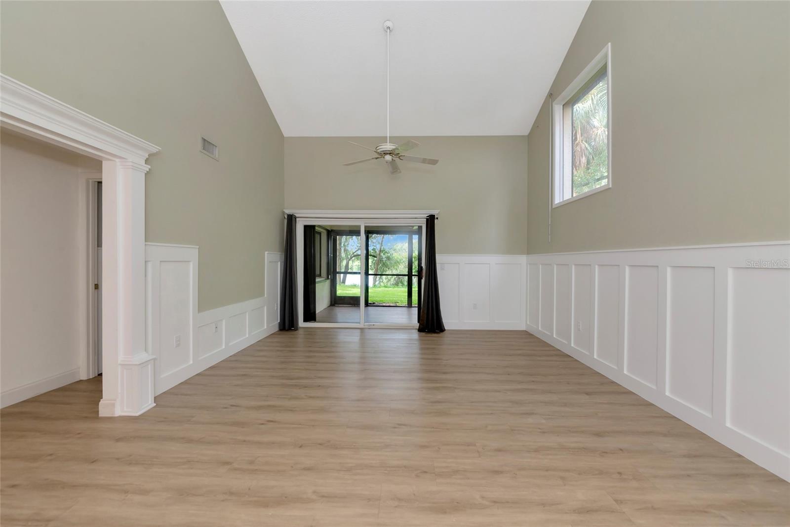 LONGWOOD VILLAS - Residential