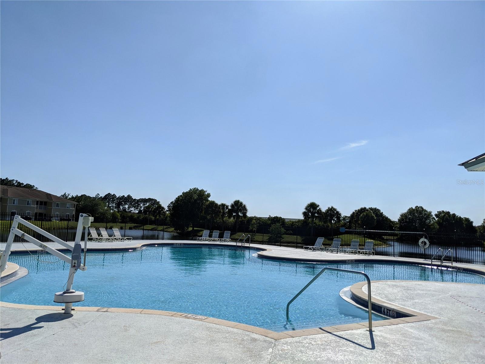 VILLAGES OF BLOOMINGDALE CONDO - Residential Lease