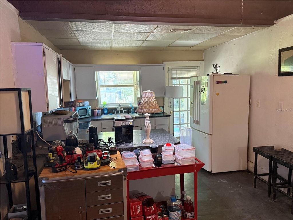 Photo of 618 E Valencia Street, Lakeland, FL 33805 (MLS # B4902086)