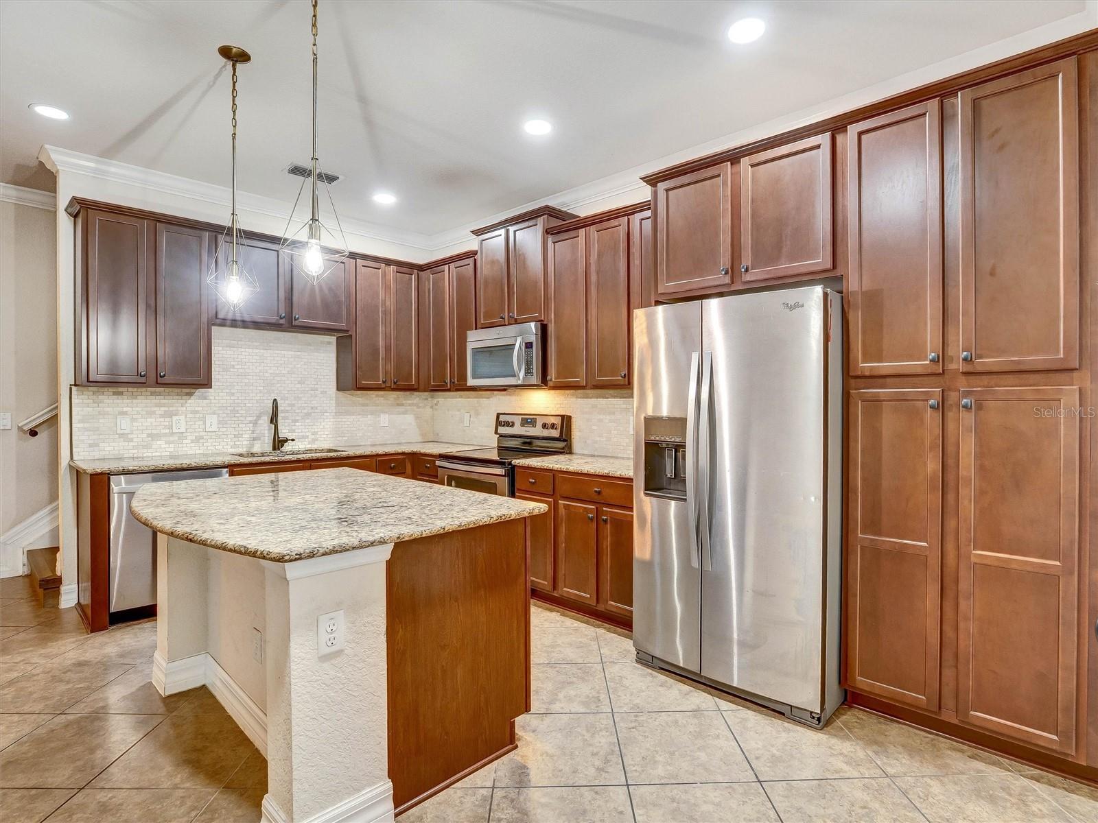 Casas a venda 4 - Jen Dantas 9986 EAGLE CREEK CENTER BOULEVARD