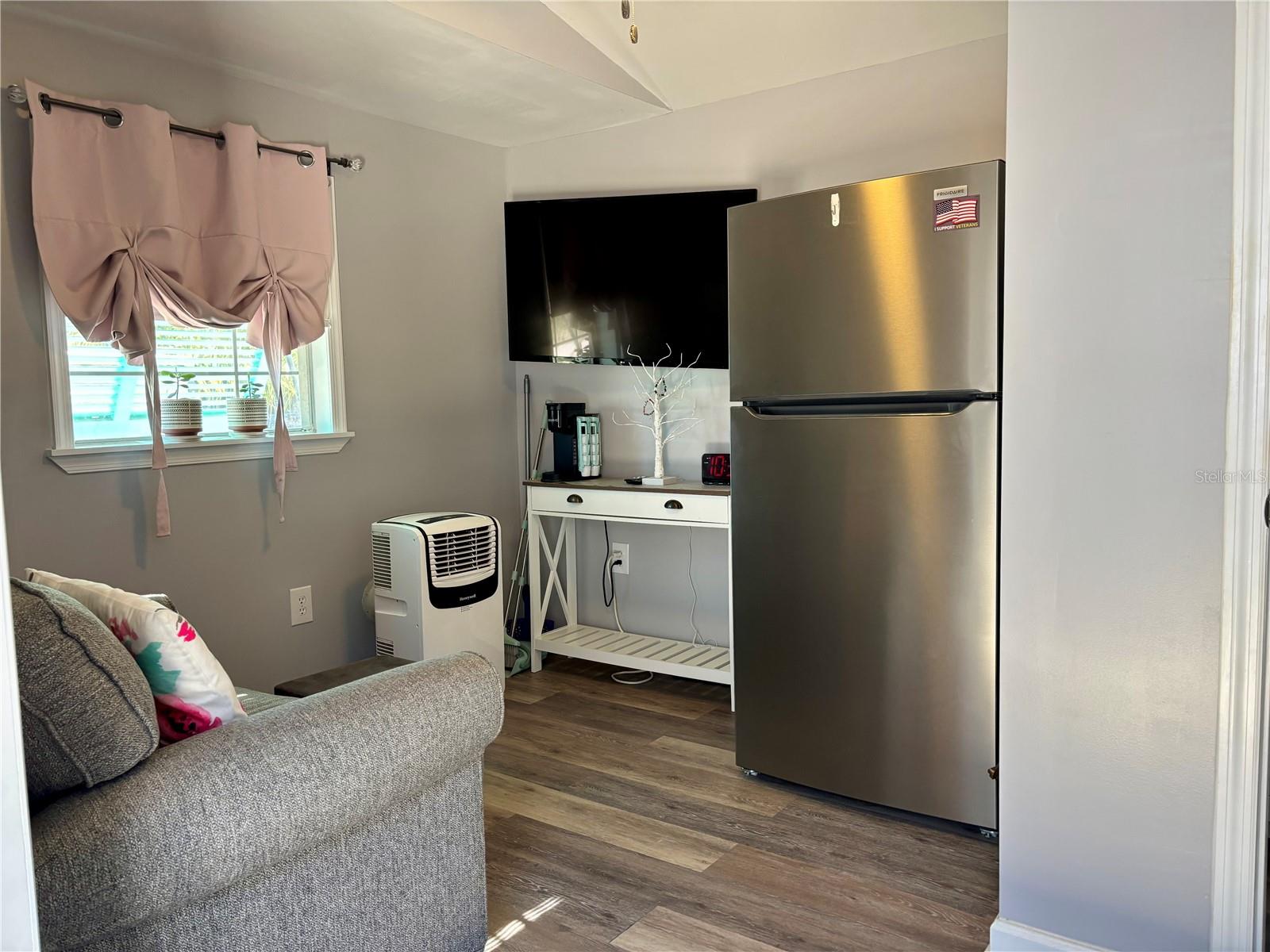 PRESERVE ESTATE - Land