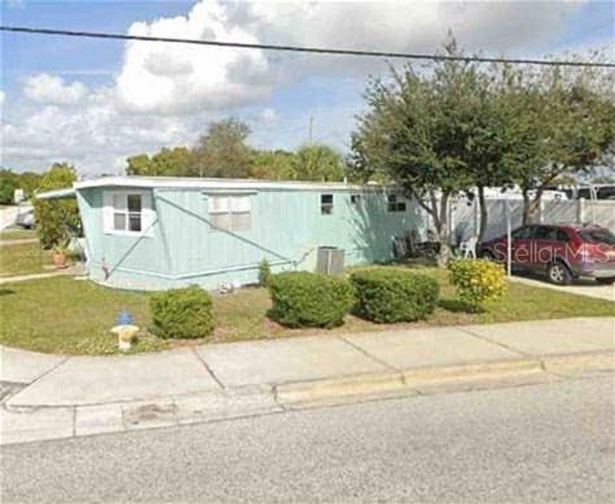 LOCATION, LOCATION, LOCATION! THIS 2 BEDROOM 1 BATH MOBILE HOME IS PERFECT FOR THE SNOWBIRD LOOKING FOR A 2ND HOME OR FOR INVESTENT! GREAT AREA AND CLOSE TO EVERYTHING! TRAILER ESTATES HAS TONS OF AMENITIES AND ACITIVITIES FOR ALL. TONS OF POTENTIAL AND POSSIBILITES! HURRY