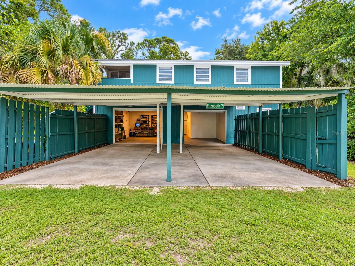 Casas a venda 1 - Jen Dantas 1800 JAMES STREET