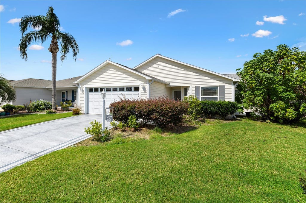 Photo of 2573 Edenville Path, The Villages, FL 32162 (MLS # OM732682)