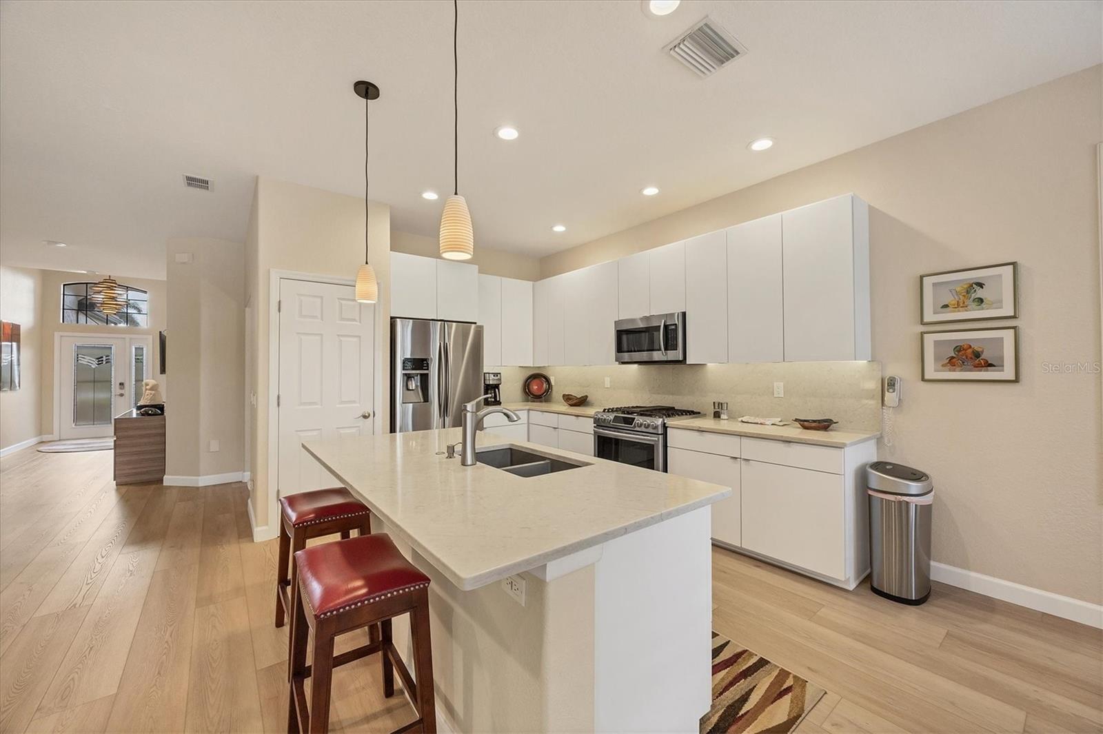LAKERIDGE FALLS - Residential
