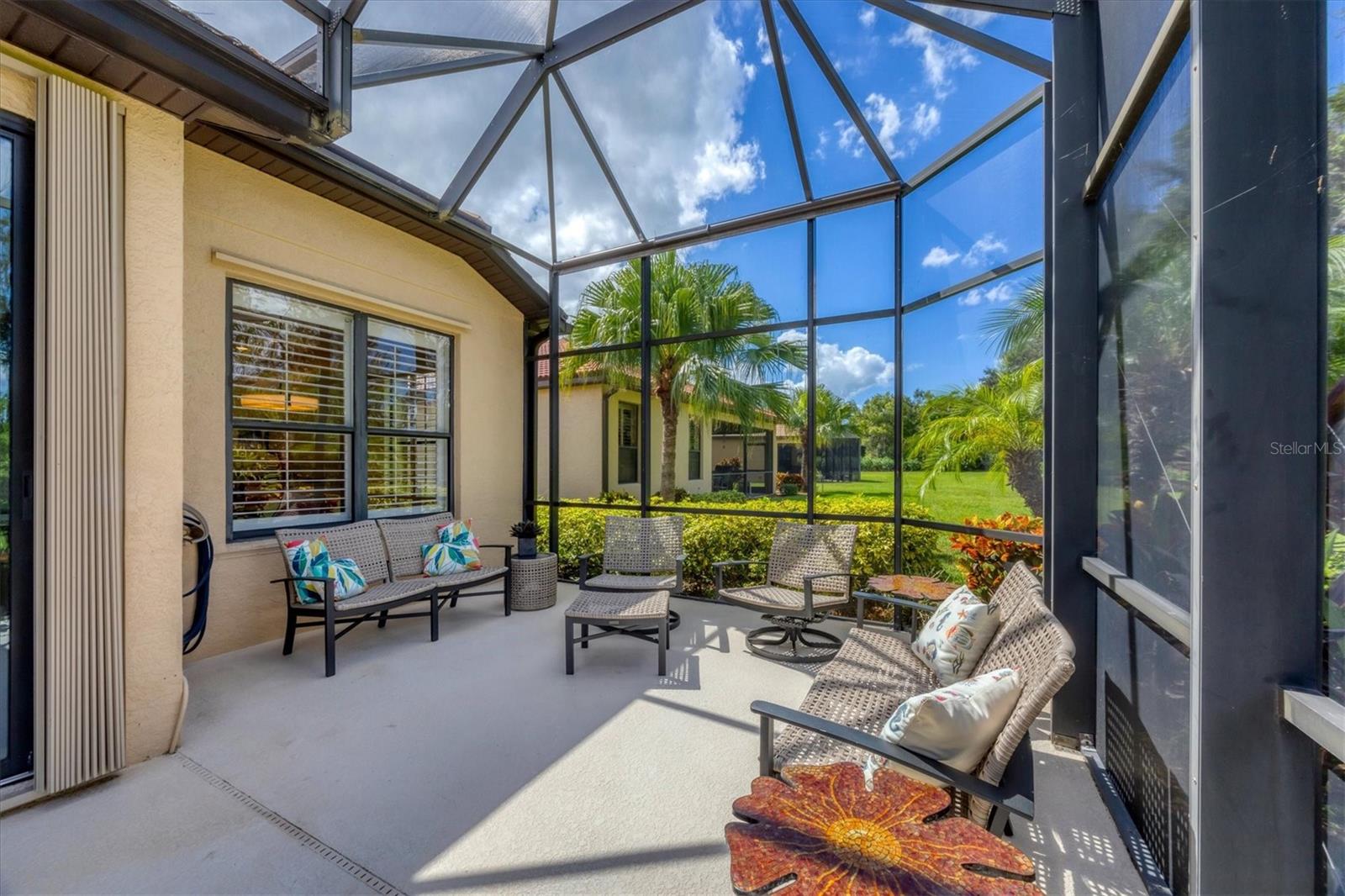 LAKERIDGE FALLS - Residential