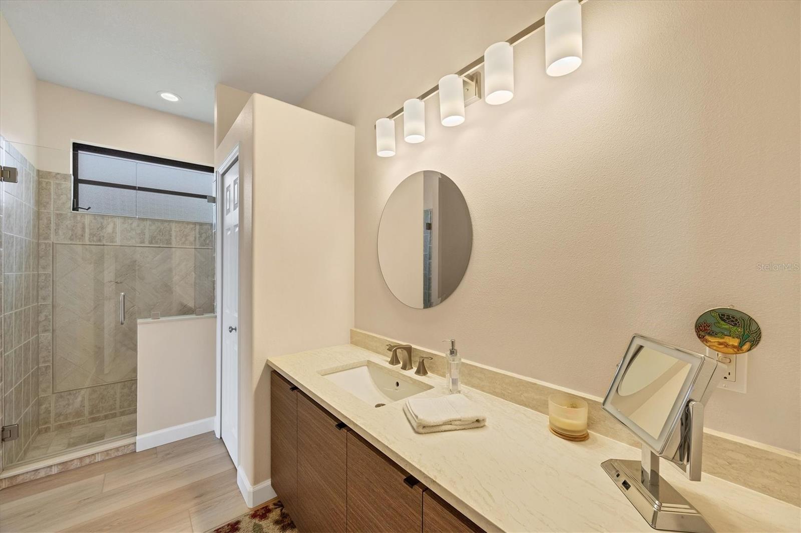 LAKERIDGE FALLS - Residential