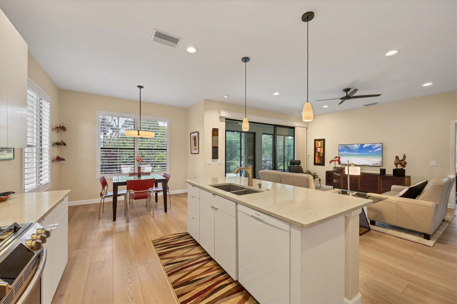 LAKERIDGE FALLS - Residential
