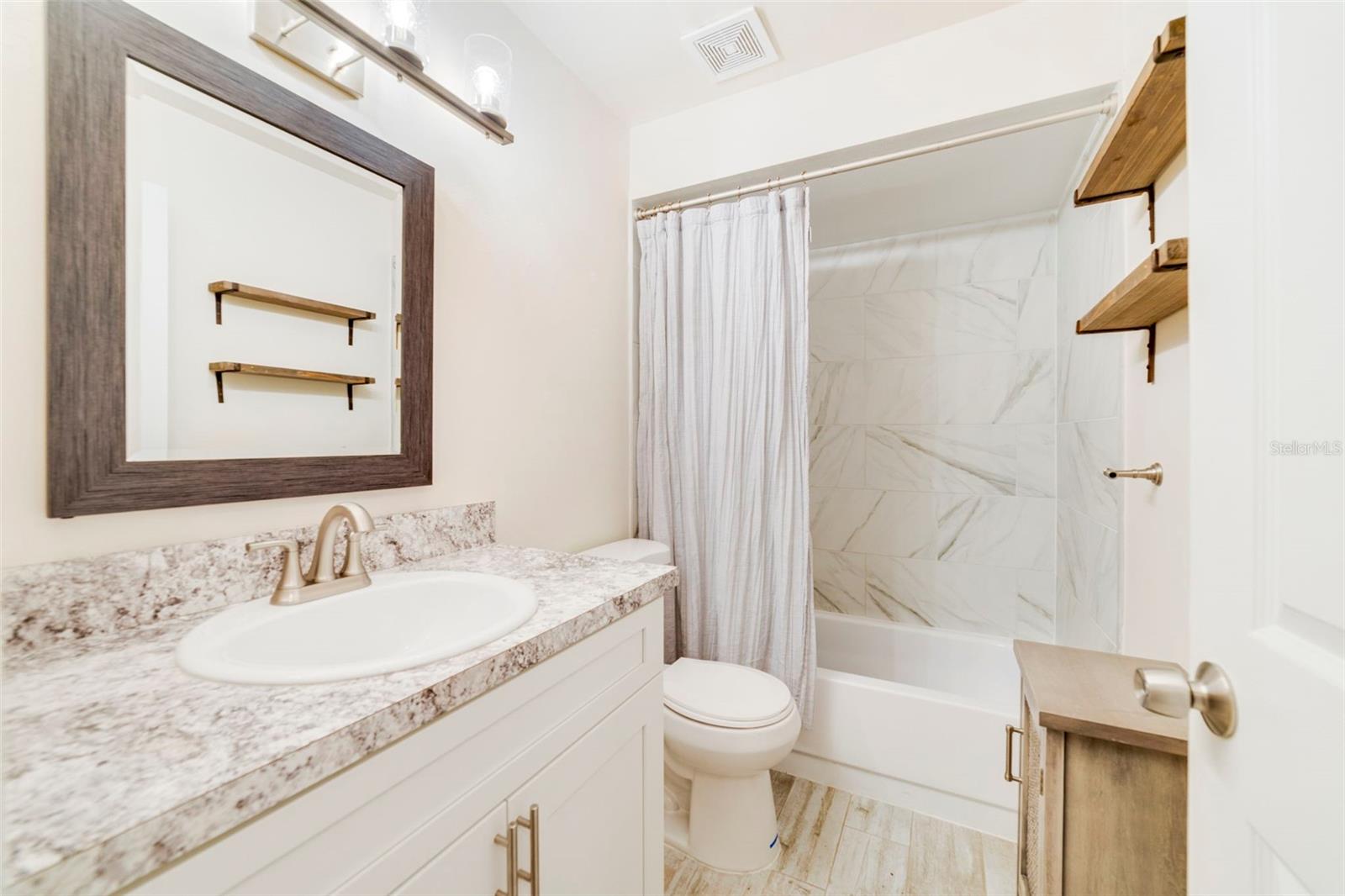 WEKIVA RIDGE - Residential