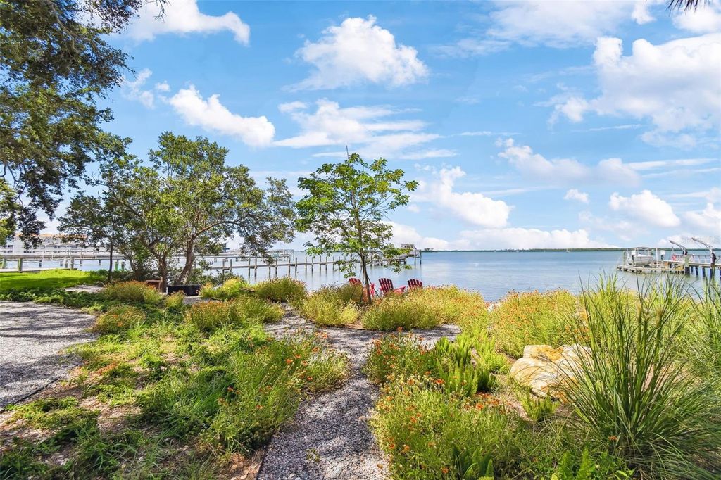 Photo of 961 Victoria Drive, Dunedin, FL 34698 (MLS # TB8414547)