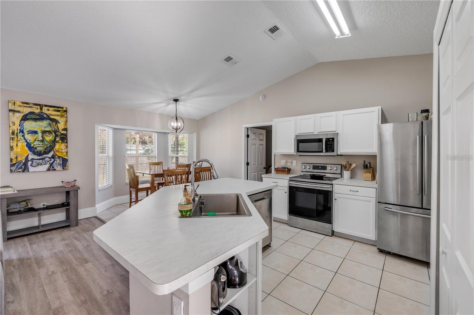 FLORIDA SHORES #11 - Residential Lease