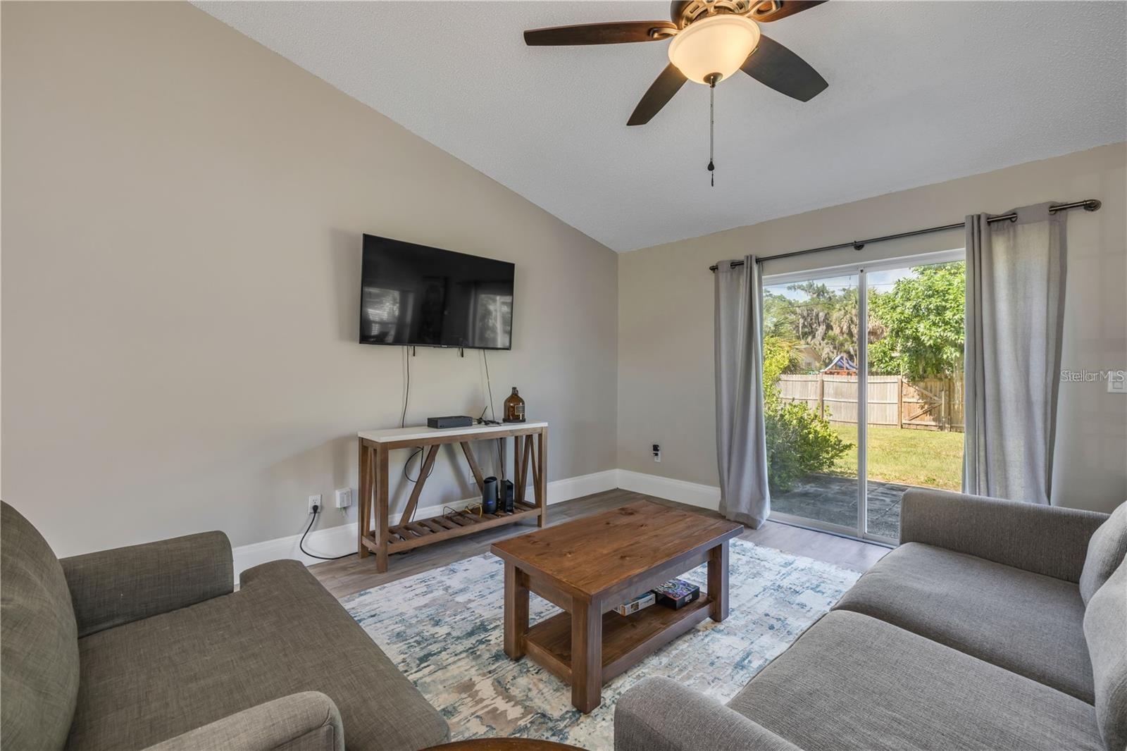 FLORIDA SHORES #11 - Residential Lease