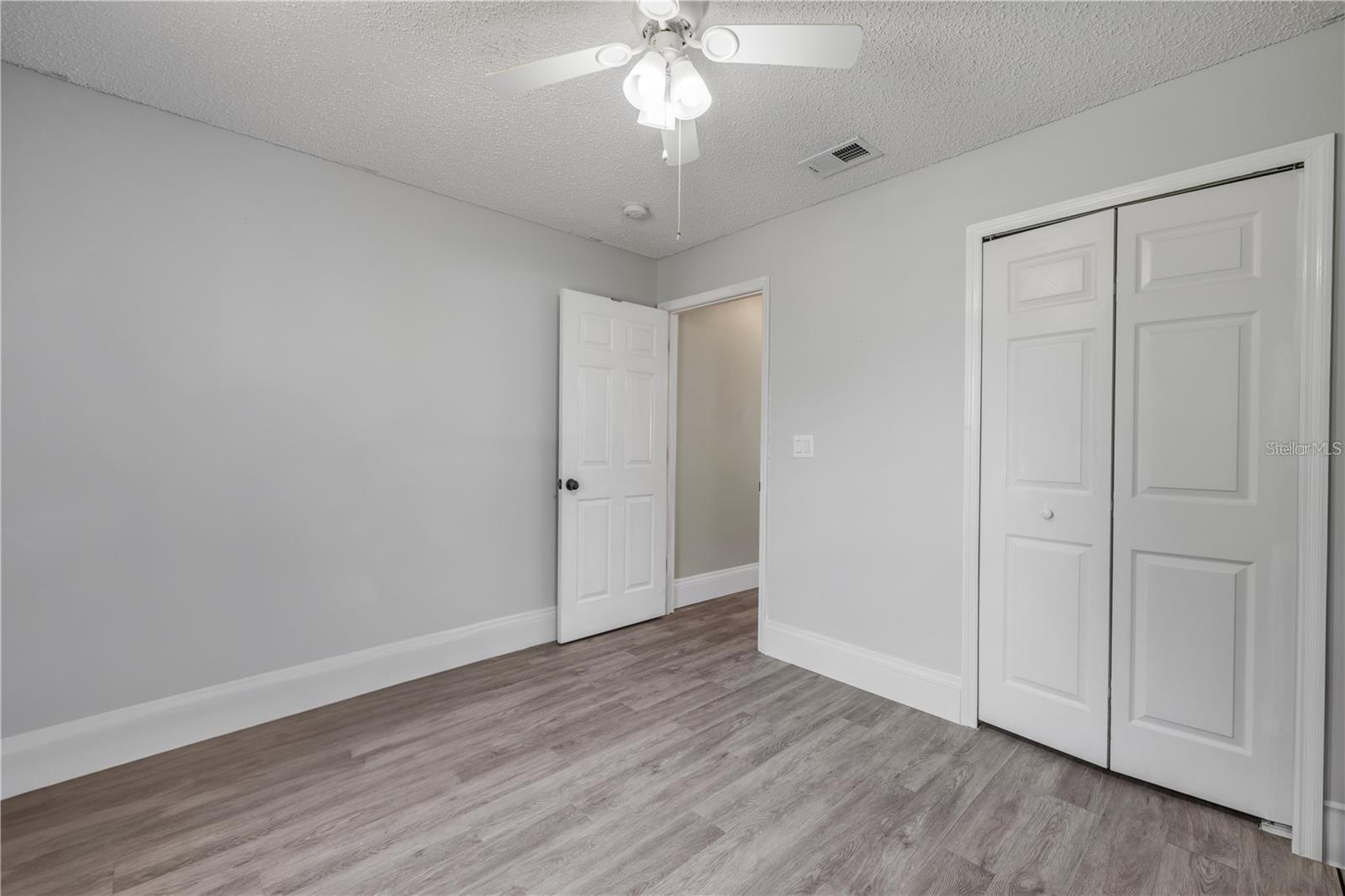 FLORIDA SHORES #11 - Residential Lease