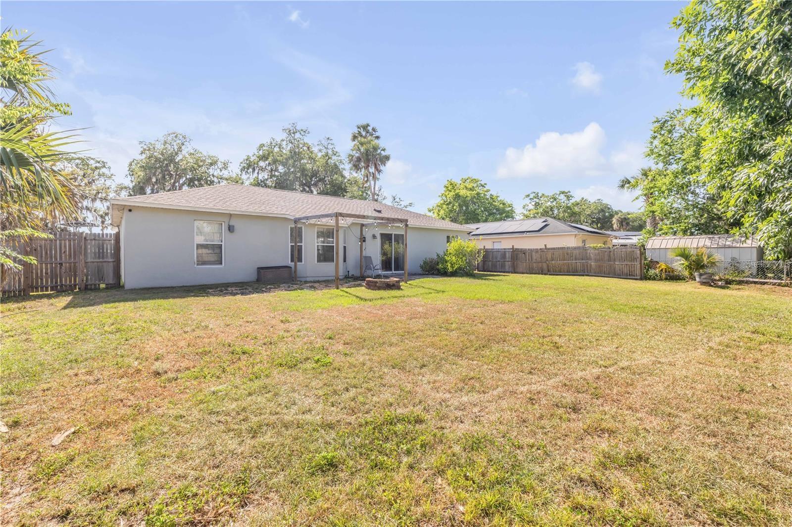 FLORIDA SHORES #11 - Residential Lease