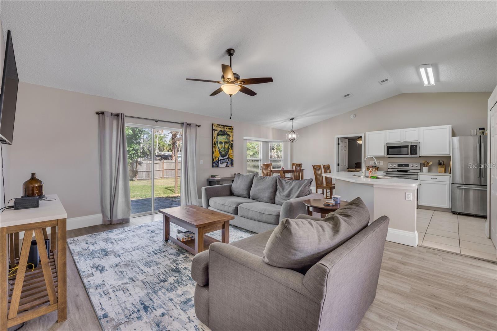 FLORIDA SHORES #11 - Residential Lease