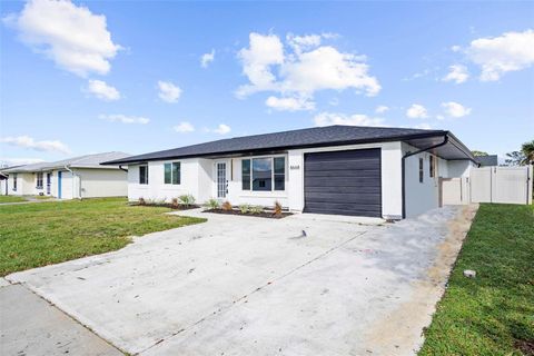 A home in NORTH PORT