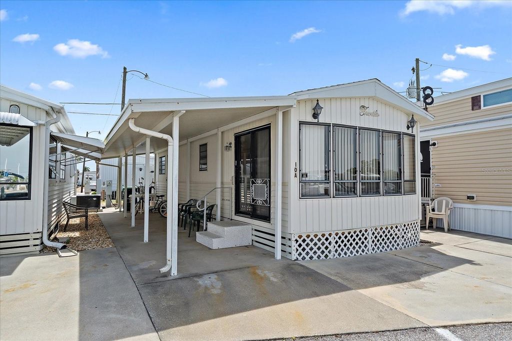 Photo of 10 Basin Street, Palmetto, FL 34221 (MLS # A4606396)