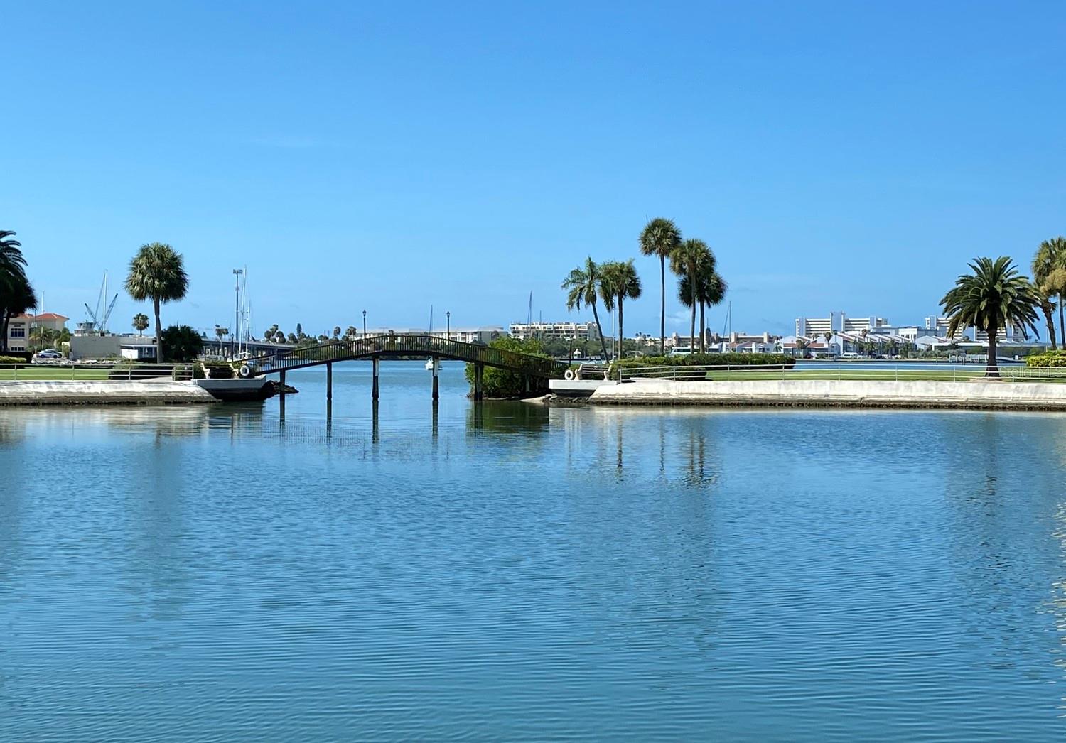 HAMILTON HOUSE THE CONDO - Residential