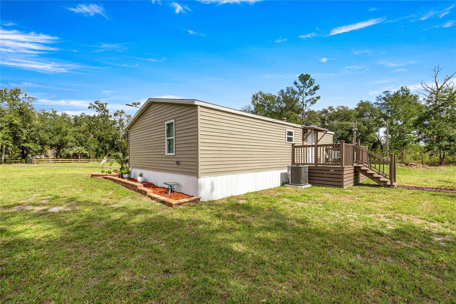 FLORIDA HIGHLANDS - Residential