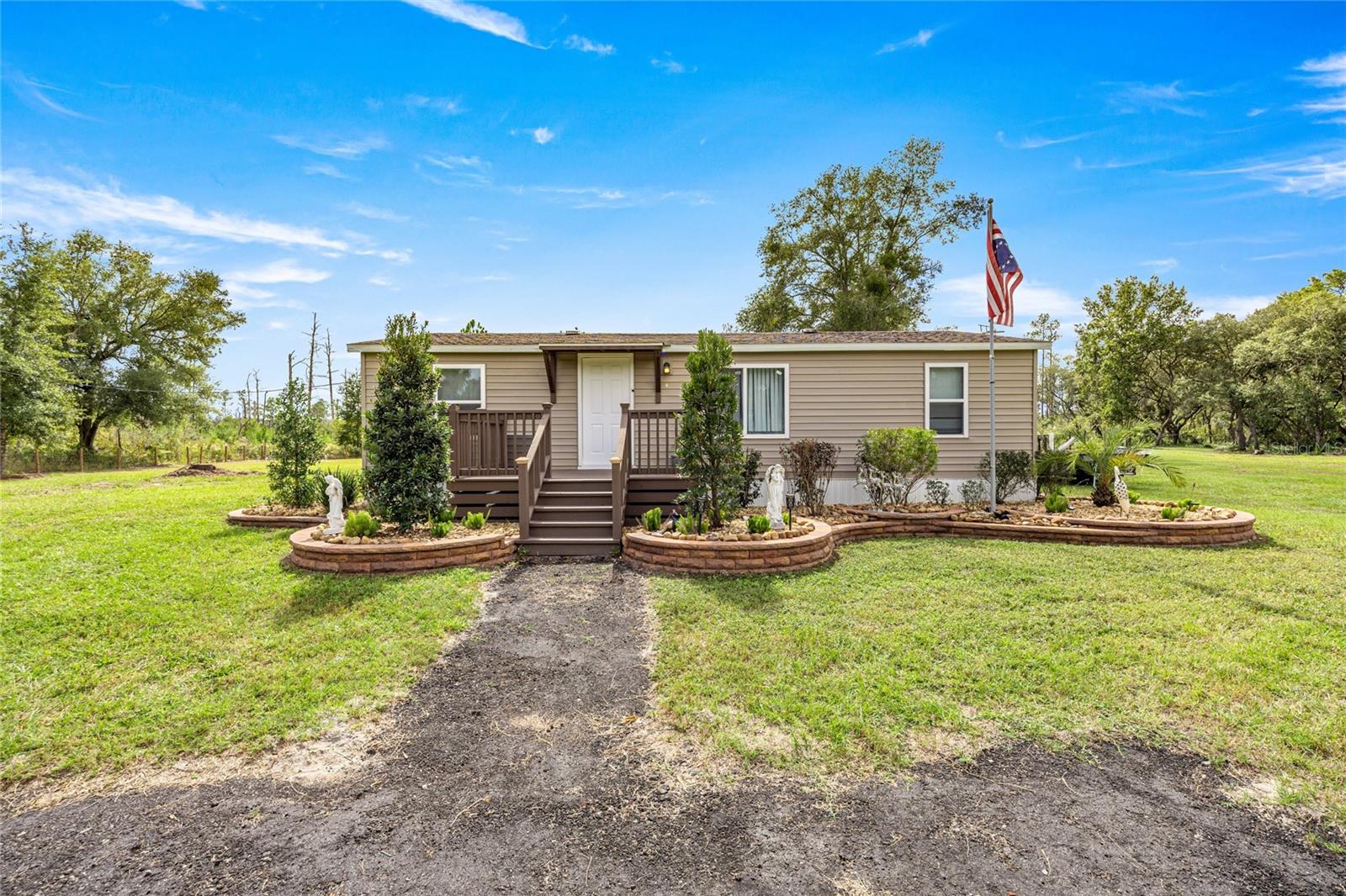 FLORIDA HIGHLANDS - Residential