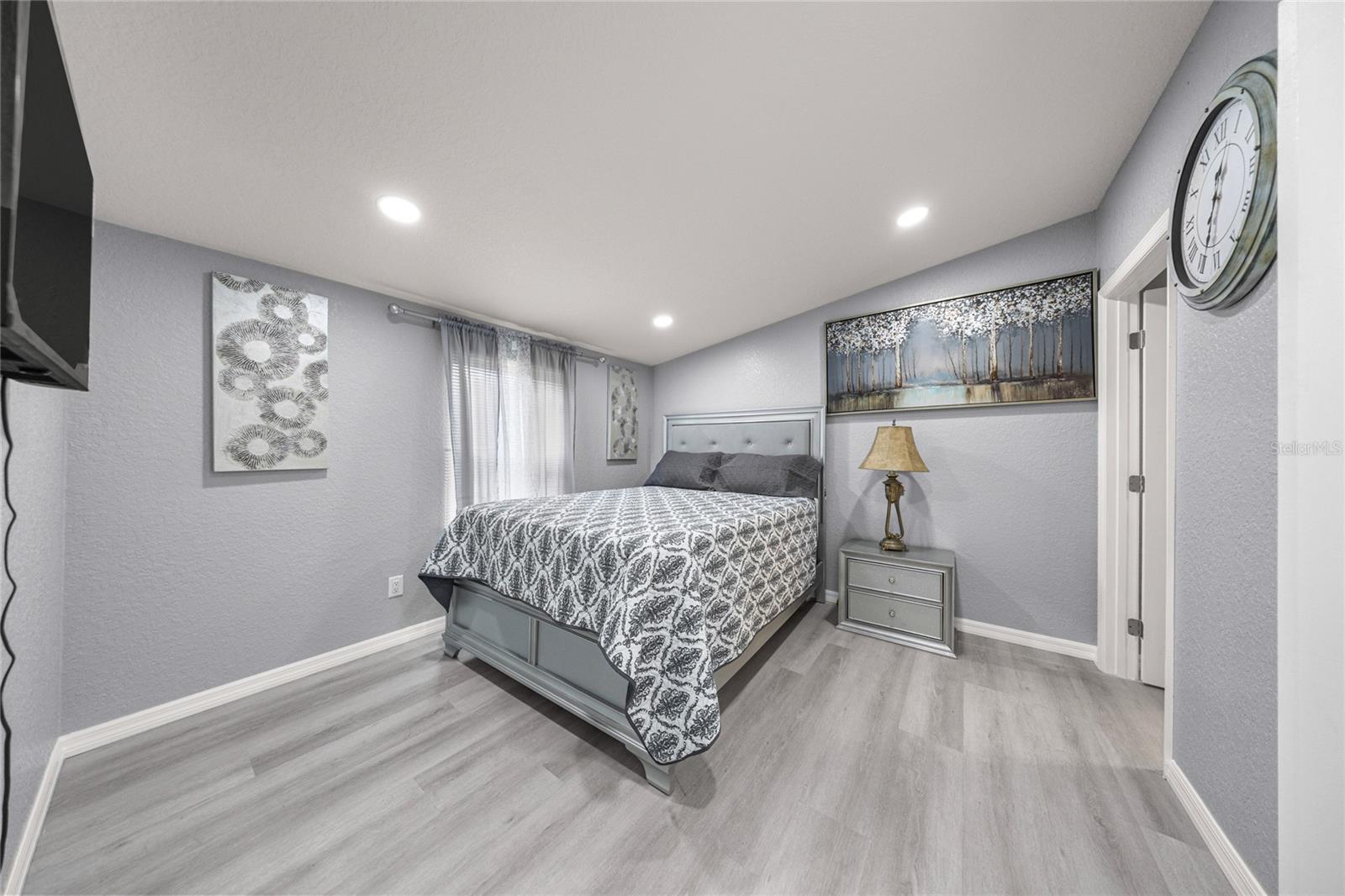 FLORIDA HIGHLANDS - Residential