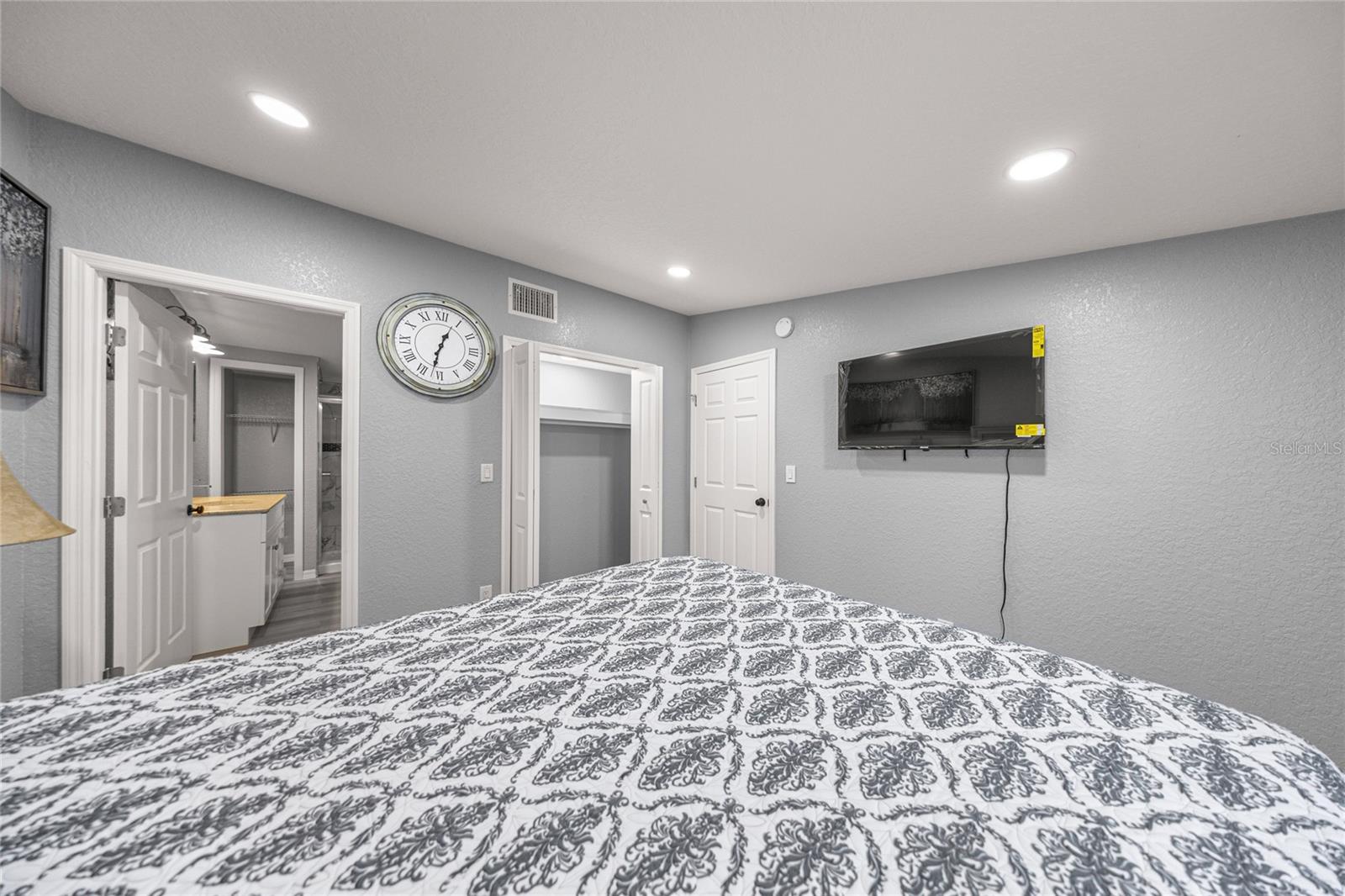 FLORIDA HIGHLANDS - Residential