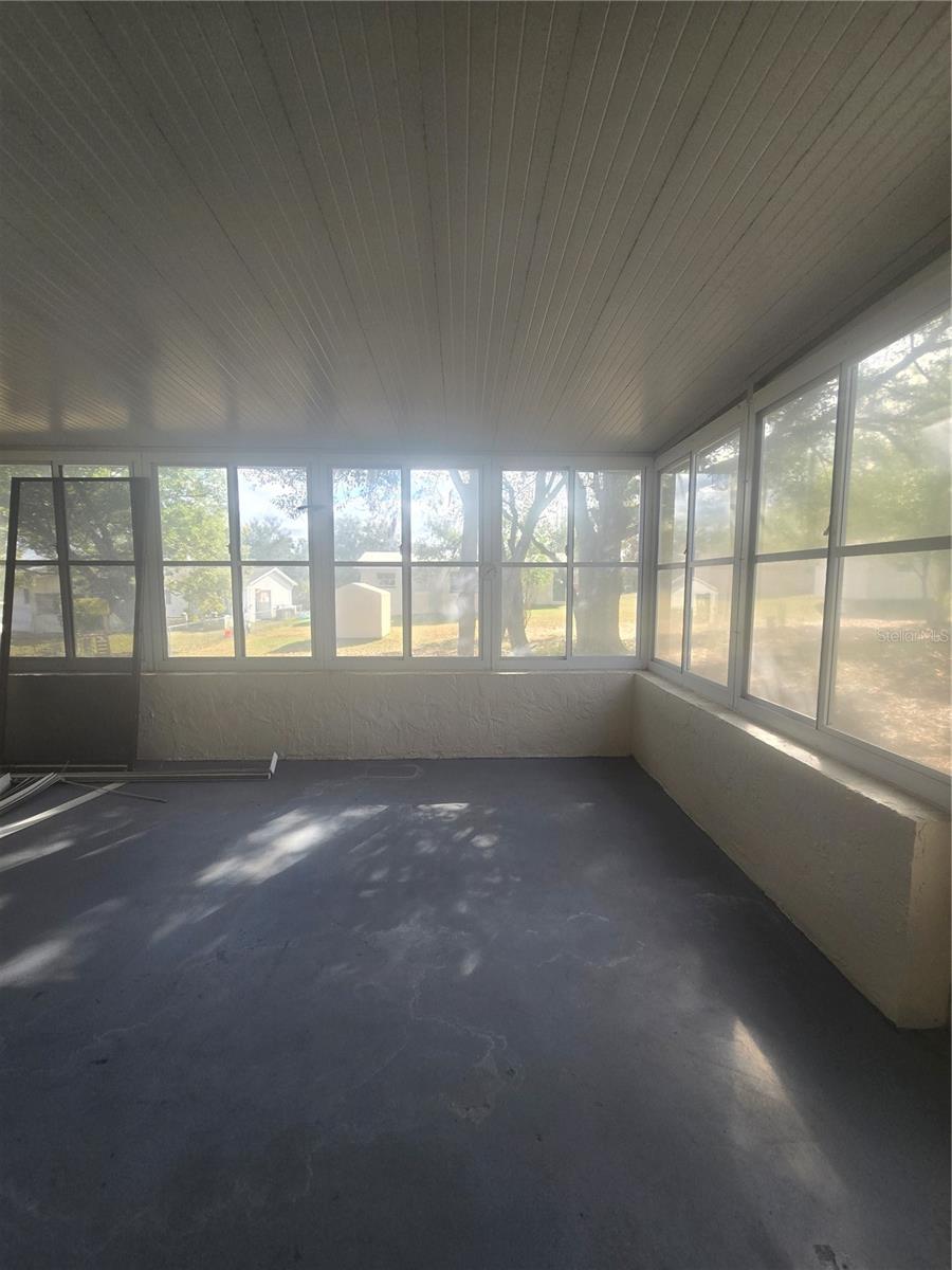 BEVERLY HILLS UNIT 05 - Residential