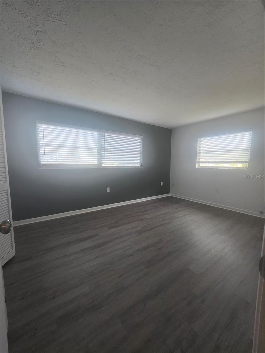 BEVERLY HILLS UNIT 05 - Residential