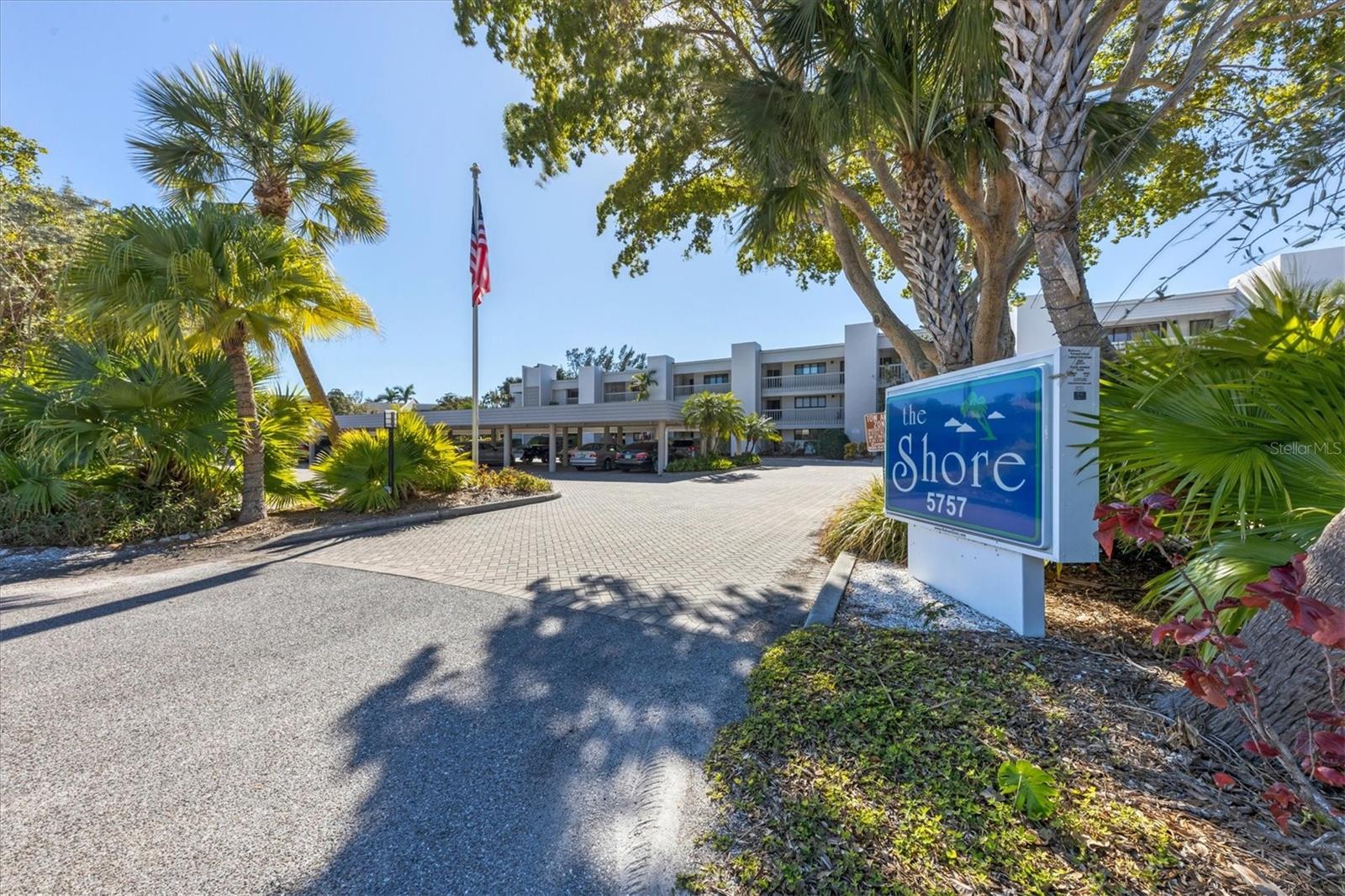 5757 GULF OF MEXICO DRIVE 305