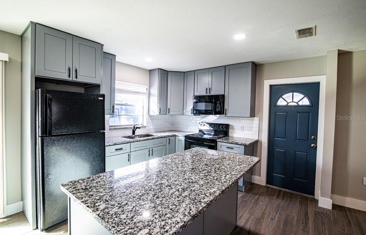 ST CLOUD - Residential Lease