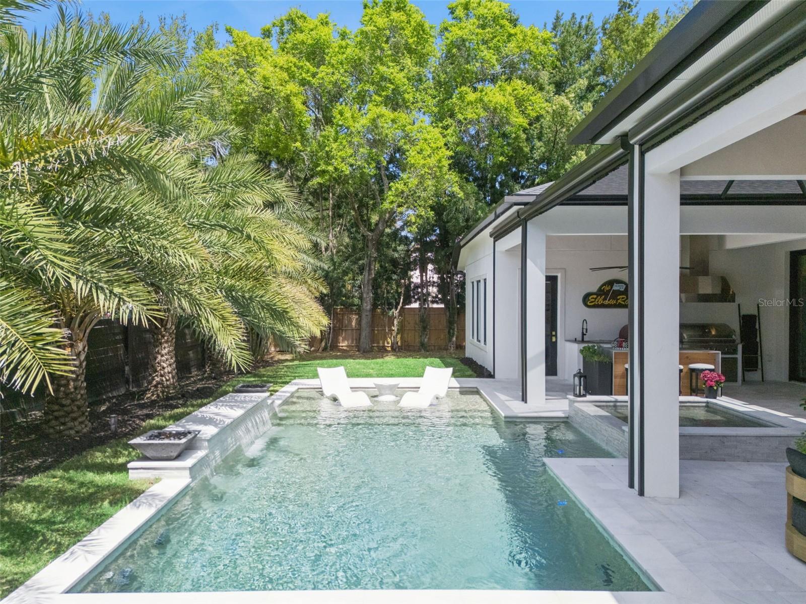 DIXIE TERRACE - Residential