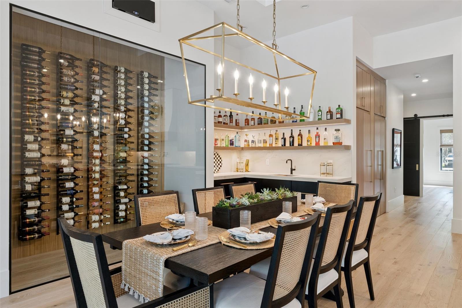 DIXIE TERRACE - Residential