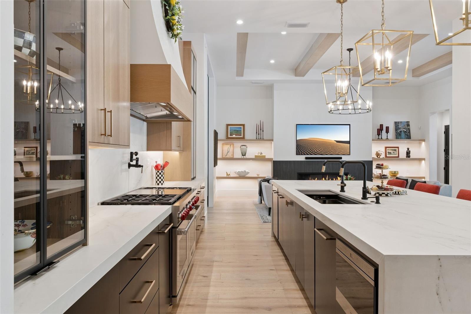 DIXIE TERRACE - Residential