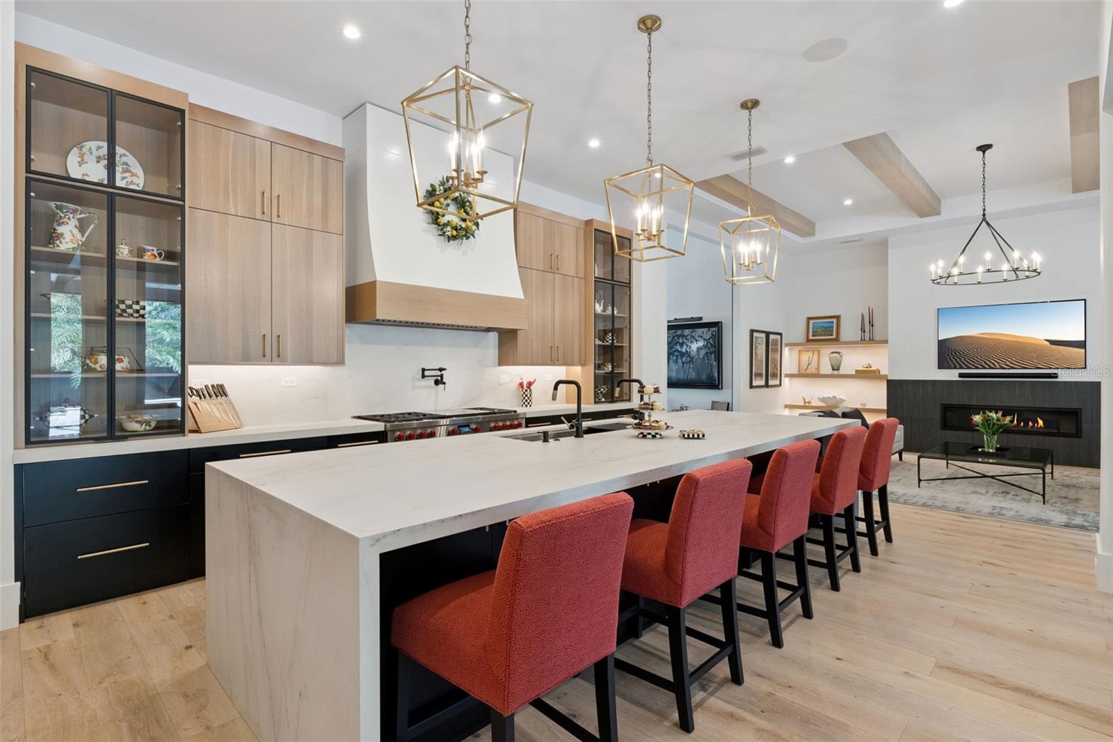 DIXIE TERRACE - Residential