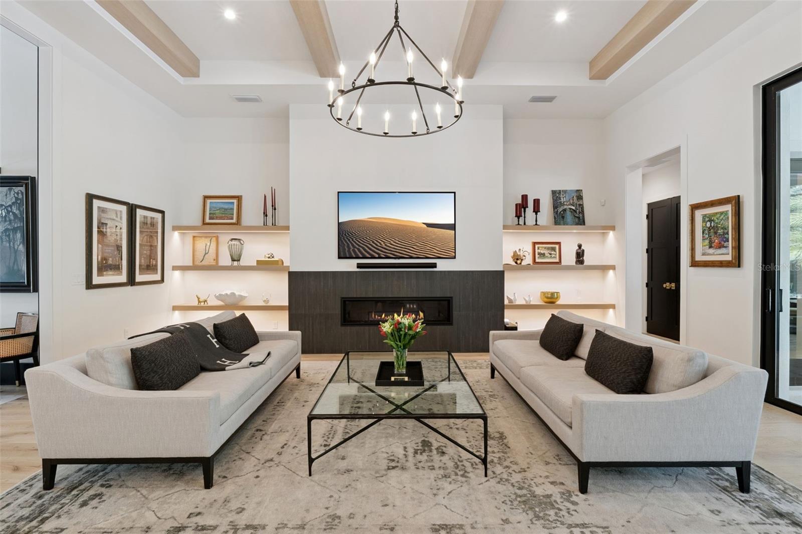 DIXIE TERRACE - Residential