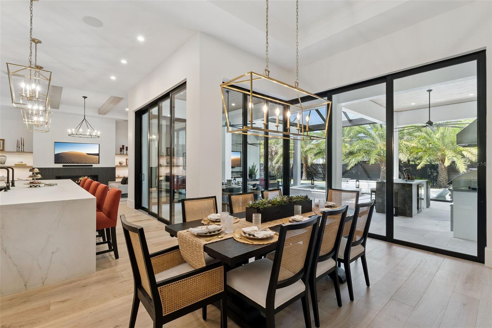 DIXIE TERRACE - Residential